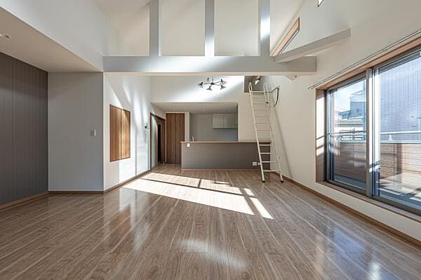 リビング/ダイニング