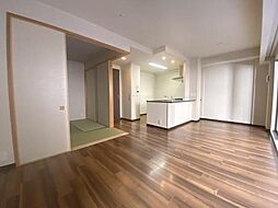 四条烏丸クロスマーク 3LDKのリビング/ダイニング