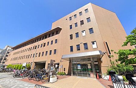下京総合庁舎まで90m