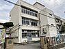 周辺：千鳥が丘小学校まで350m