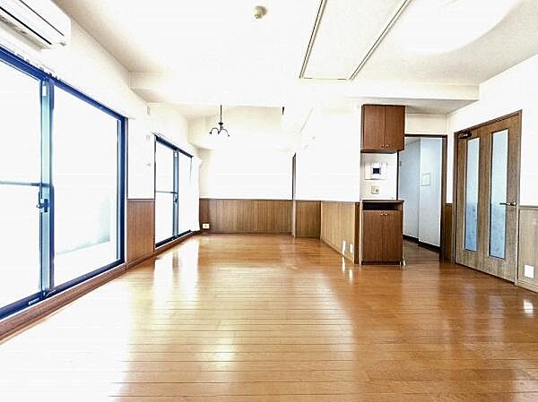 リビング/ダイニングを拡大表示