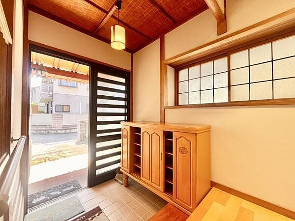 玄関