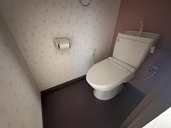 トイレを拡大表示