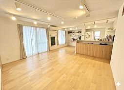 Refrise鎌倉岩瀬 3LDKのリビング/ダイニング