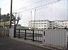 周辺：藤沢市立明治中学校まで651m