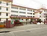 周辺：円蔵中学校まで617m