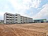 周辺：鶴が台中学校まで589m