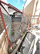 家庭菜園、駐輪場に利用できます。