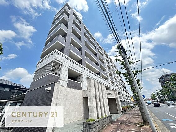 重厚感ある建物...