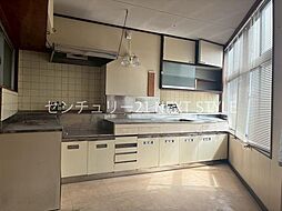 甲府市宝2丁目　住居兼事務所