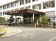 野洲市役所まで790m
