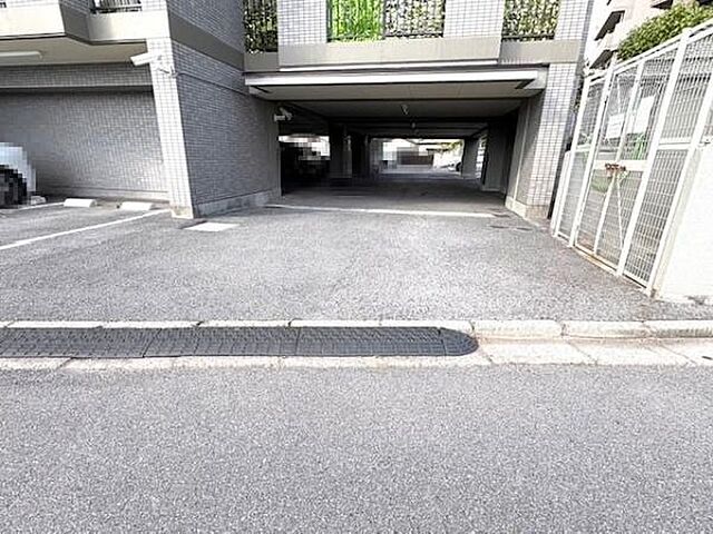 駐車場 リブネスモア生駒ヒルズ/中古マンション 2階/-