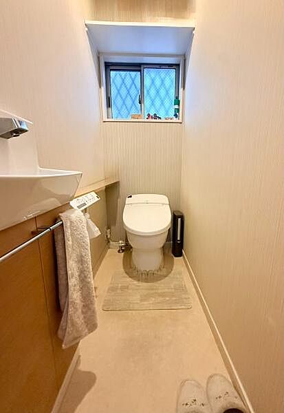 トイレを拡大表示