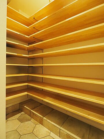 収納 ライオンズマンション立川 6階/-