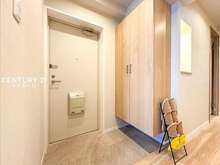 大型のシューズボックス付きで、いつでもすっきり保てる玄関♪