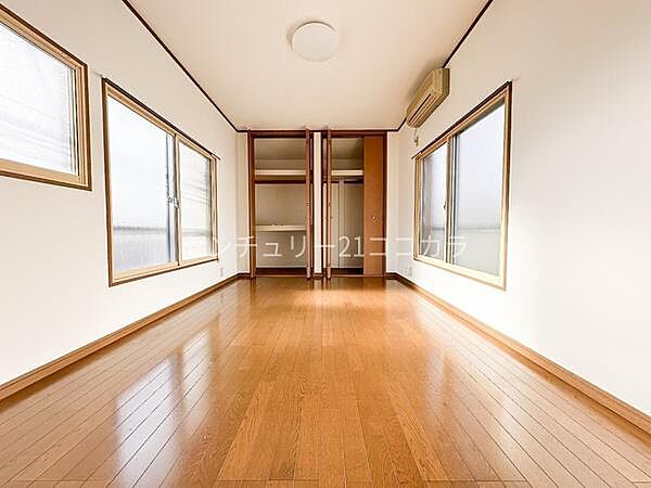 洋室を拡大表示