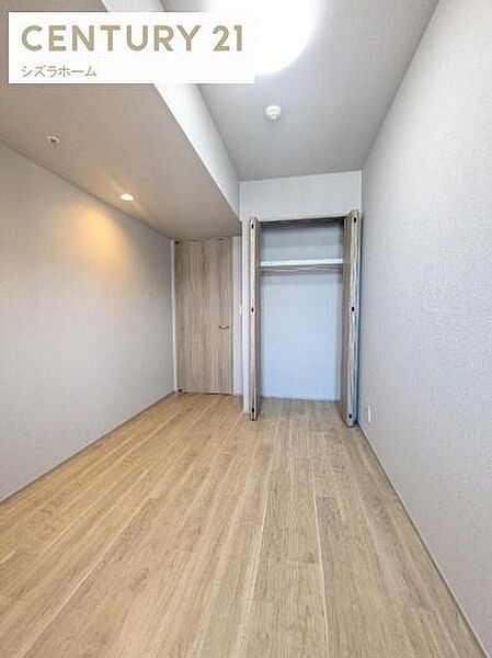 洋室を拡大表示