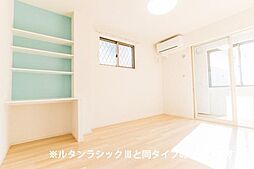 メテオール・ケイ　1 0105 1階1Kのリビング/ダイニング