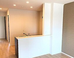 サウスフォレスター 102 1階2LDKのリビング/ダイニング