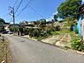 その他：広々とした前面道路です！