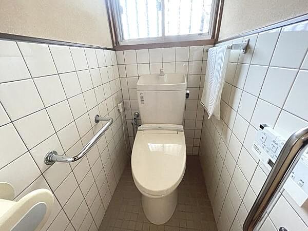 トイレを拡大表示