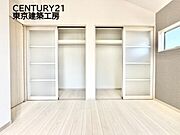 ゆったりとした空間となるよう居室に収納スペースを用意し、快適にお過ごしいただけます♪