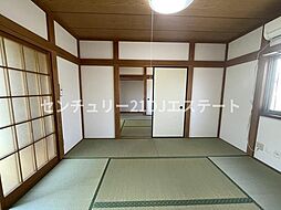 土浦市下高津2丁目 4DKの室内