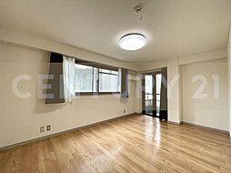 グレース目白 203 2階ワンルームのリビング/ダイニング