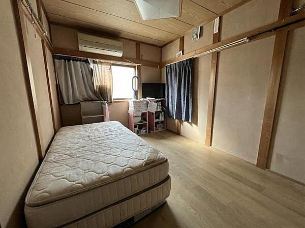 寝室