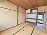 和室：収納付きの和室で、お布団や季節の物もすっきり片付きます。※画像は実際の写真にCG加工（家具や調度品の削除や合成）を加えたもので実際とは異なる場合があります。