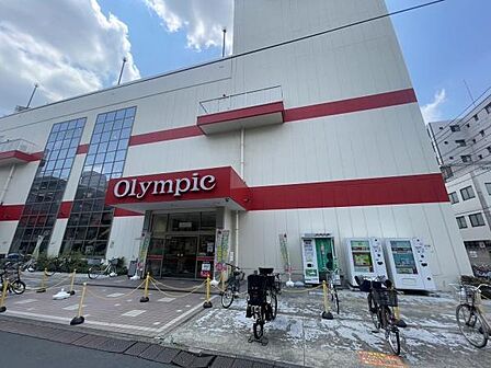 オリンピック 三ノ輪店まで366m、営業時間■9:30~22:00、駐車場有り