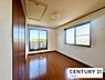 洋室：バルコニーに面している明るい部屋です！