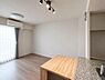 リビング/ダイニング：家族みんなで過ごせる空間になっています。※写真に加工を施しております。