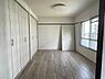 洋室：採光のとれた明るいお部屋です！
