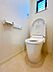 トイレ：1階のトイレトイレ新品交換済みにつき気持ちよくお使いいただけます。1階と2階のそれぞれにトイレを完備。