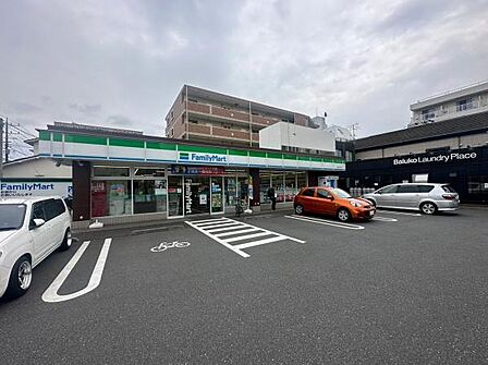 ファミリーマート北野駅前通り店まで989m