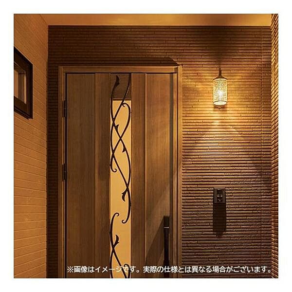 玄関を拡大表示