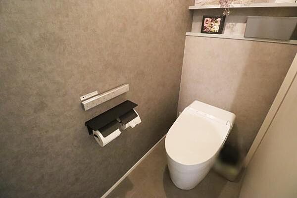 トイレを拡大表示