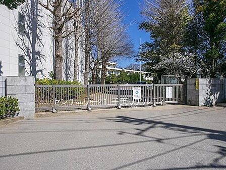千葉市立小中台中学校まで1400m
