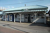 青堀駅(JR 内房線)まで940m