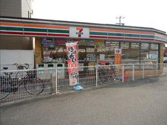 セブン-イレブ...
