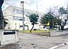 周辺：札幌市立太平小学校まで880m、徒歩9分の距離でご家族も安心の近さです。