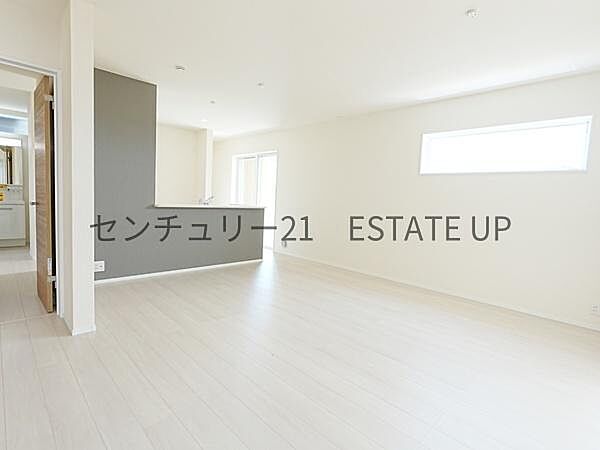 リビング/ダイニングを拡大表示