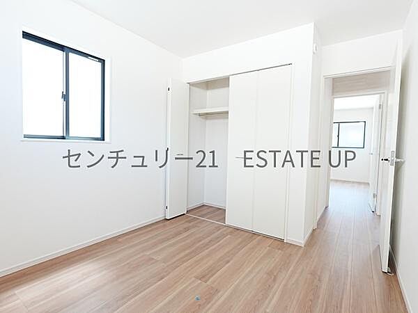 洋室を拡大表示
