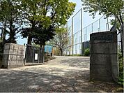 鹿児島市立田上小学校まで2079m、地域に根差した温かい環境が魅力です。子どもたちの個性を大切にし、学びや成長をサポートする充実したプログラムがあります