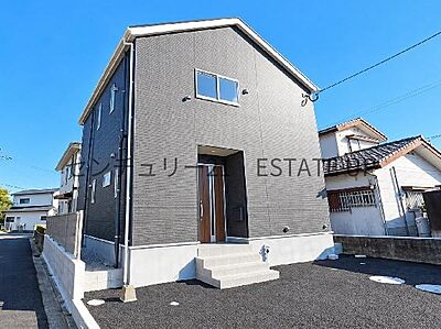 外観:【外観】モダンな外観で落ち着きのあるデザインです♪ 外観:【外観】モダンな外観で落ち着きのあるデザインです♪