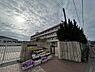 周辺：鹿児島市立草牟田小学校まで108m、草牟田小学校では「自ら学び考え、心身ともに健康で、個性が輝く創造性豊かな草牟田っ子の育成」を教育目標に掲げています。