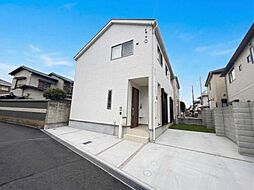 二沿線利用可清潔感溢れる庭付き一戸建、カースペース2台以上