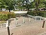 周辺：堤溝公園まで143m