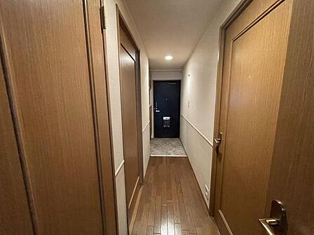 現状居住中につき現在は動産物がございます。予めご承知おきください。